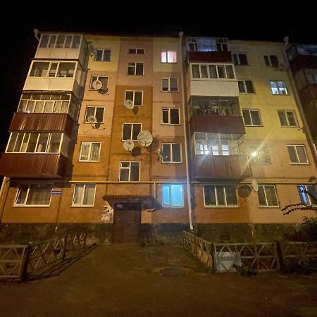 1-Комн. Квартира Целиком Интернациональная 32 С Гостиничным Сервисом Petropavlovsk Exteriér fotografie