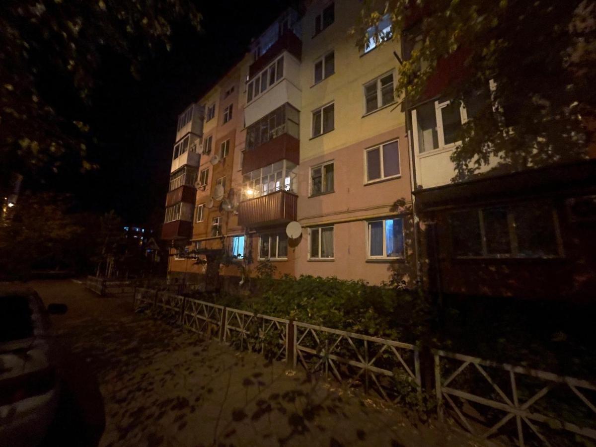 1-Комн. Квартира Целиком Интернациональная 32 С Гостиничным Сервисом Petropavlovsk Exteriér fotografie