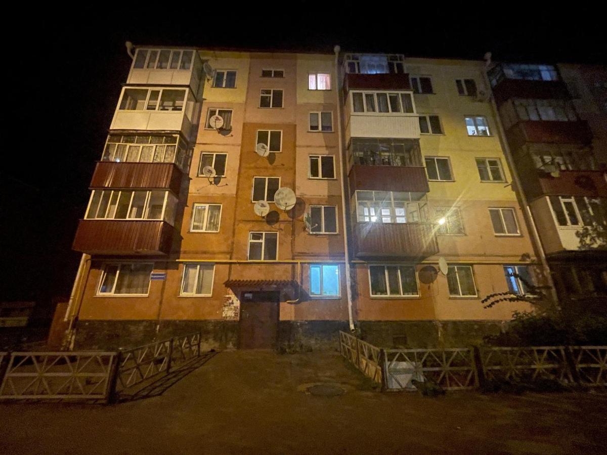 1-Комн. Квартира Целиком Интернациональная 32 С Гостиничным Сервисом Petropavlovsk Exteriér fotografie
